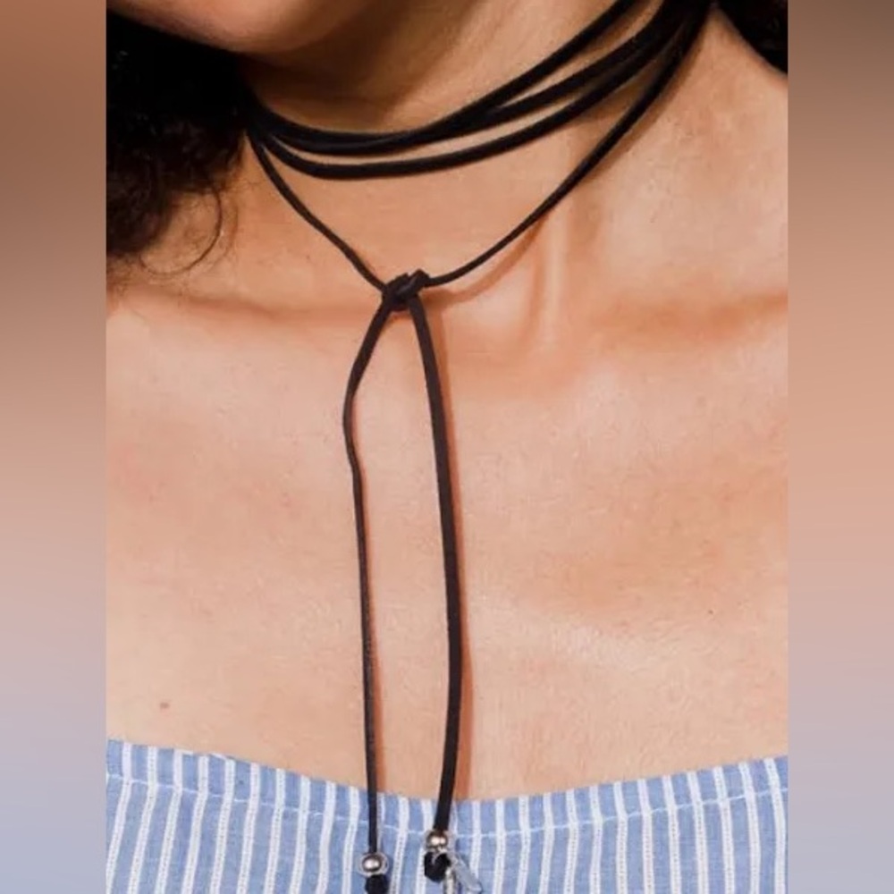 Elegant Black Cord Necklace / Choker with Pearls